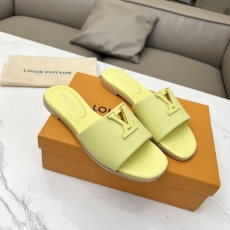 Louis Vuitton Slippers